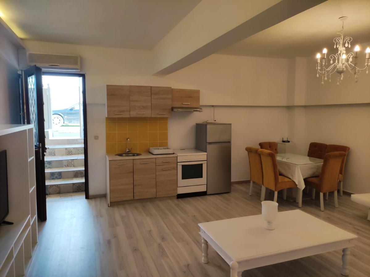 Superior Chic Family Apartment Kalambaka Bagian luar foto